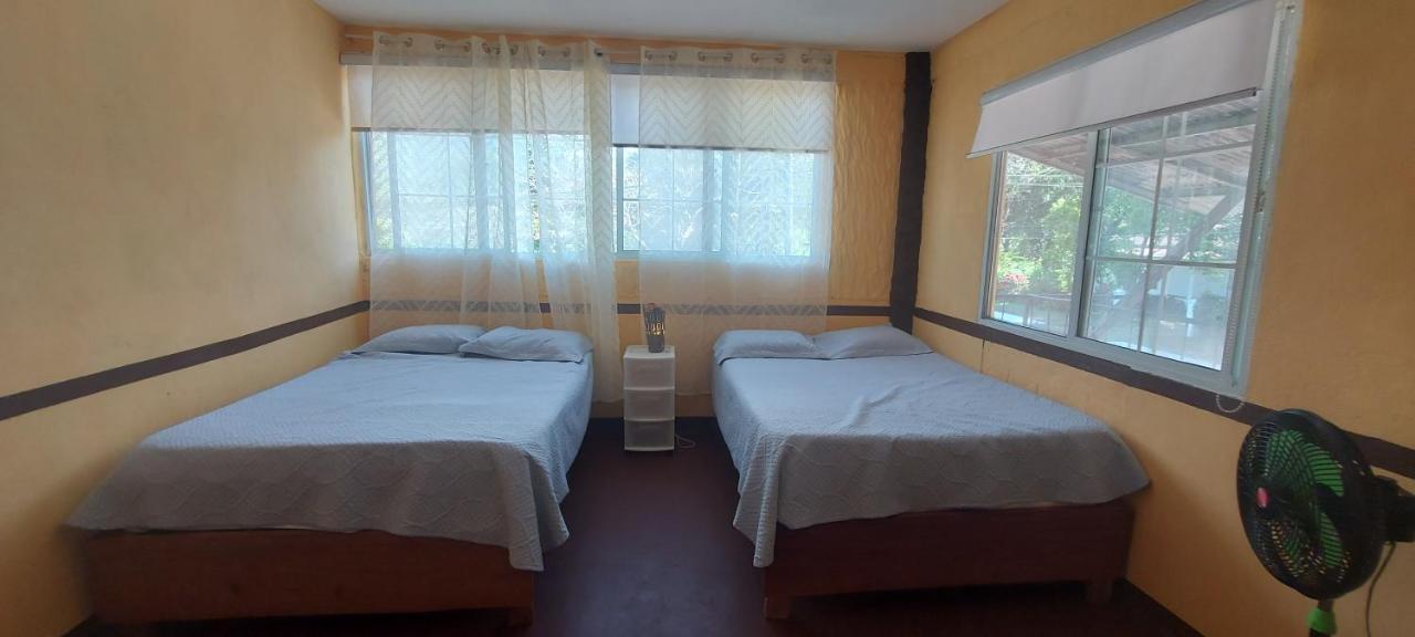 Hostal Don Quijote Llano Grande Extérieur photo